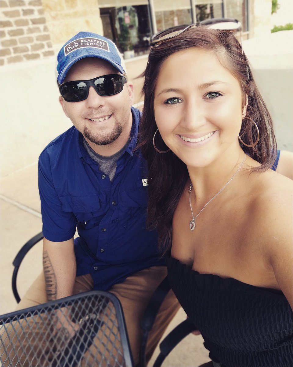 kirstenlebouef's tweet image. Move on we're not 17. I'm not who I used to be. You say that everything's changed.....You're right we're grown now. #makingamends #changestartsnow