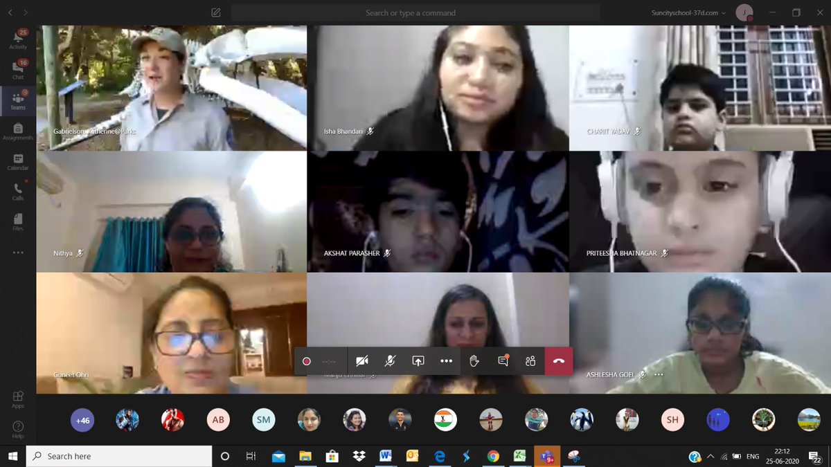 ChhillarManju's tweet photo. Virtual travel becoming an additional channel for connecting with the world outside. 70+ students took a dive into the world of the Harbor seals and learnt about Marine Protected Areas @SkypeClassroom + @MicrosoftTeams #bettertogether #remotelearning @MicrosoftEDU https://t.co/PC7JsM5lHm