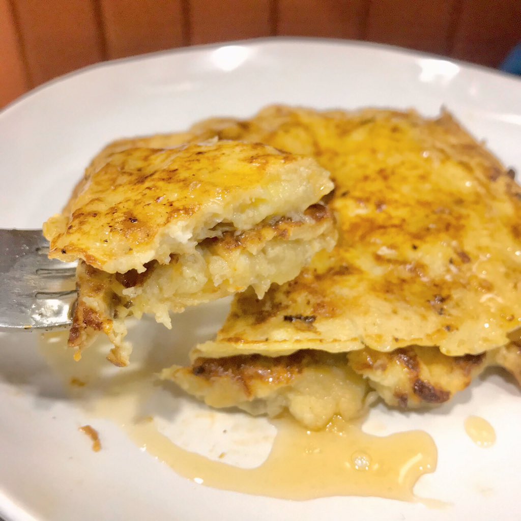 ใครสายคลีน อยากกินขนมแนะนำนี่เลย แพนเค้กไร้แป้ง มีแค่กล้วยหอมกับไข่มาบดให้เข้ากันก็ทำได้แล้ว บอกเลยว่าอร่อยและทำง่ายมาก