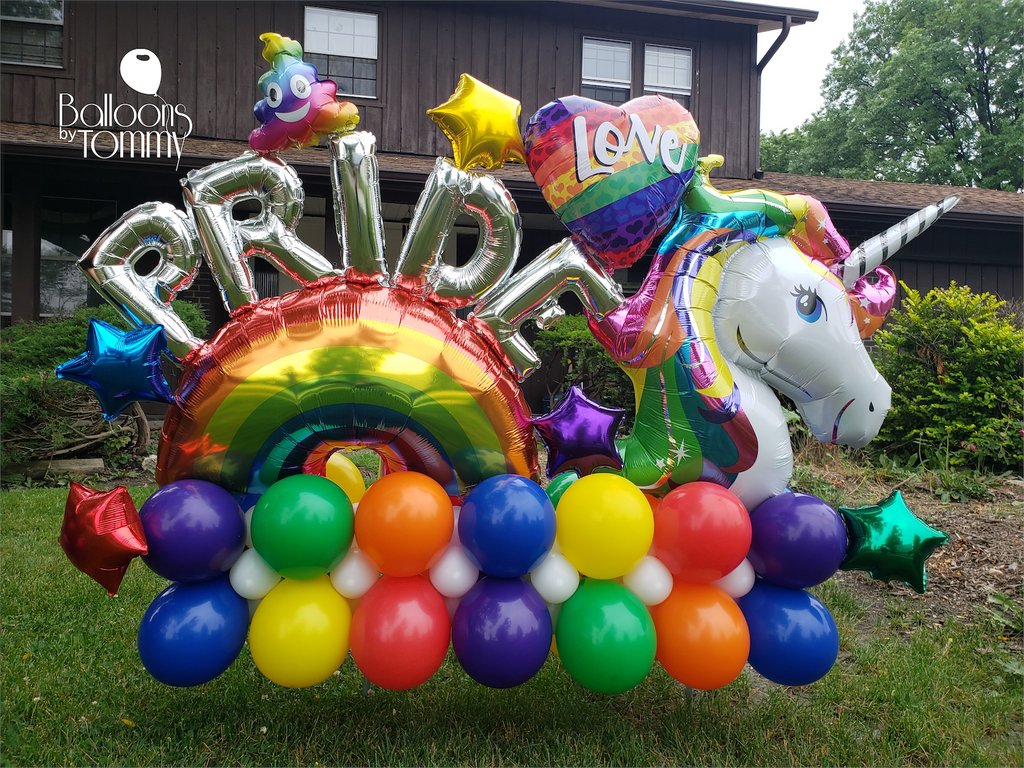 balloonsbytommy's tweet photo. We decorated a couple lawns yesterday for the Pride Drive around Elk Grove Village!
#balloons #pride #pridemonth #pridedrive https://t.co/RsZgooSMWk
