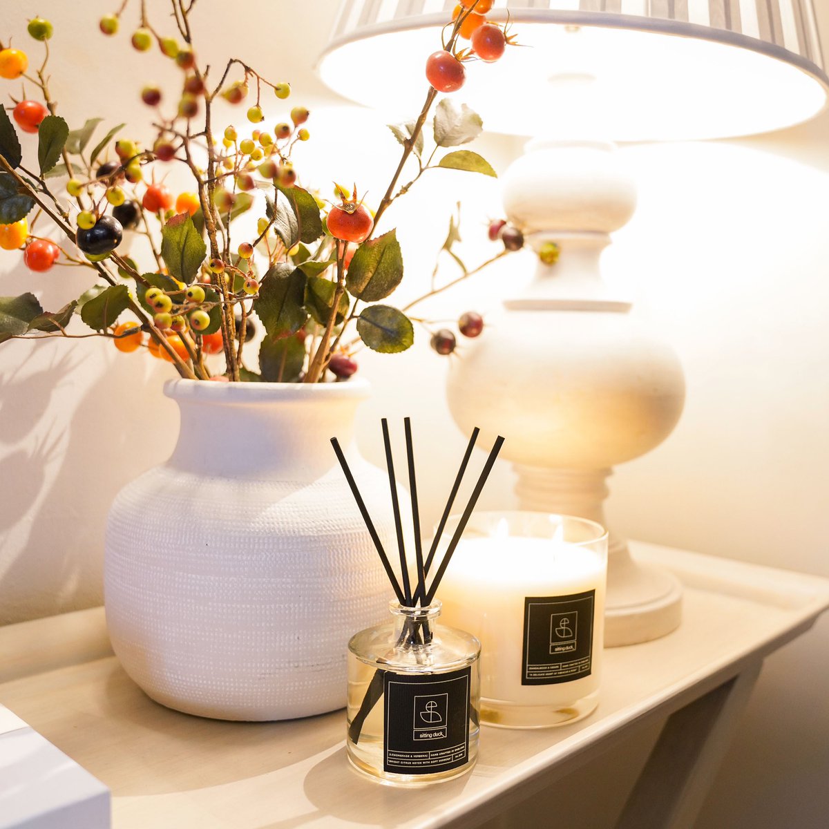bysittingduck's tweet photo. Enticing combinations. Take a moment for yourself amongst candlelight #scentpairing #bysittingduck https://t.co/ziL8z6501S
