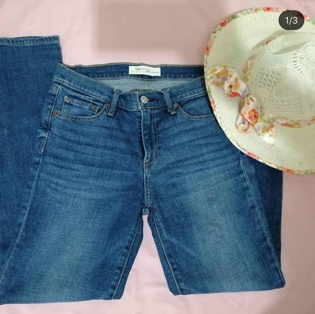 GisoffSV's tweet photo. #ConsumeLocalSV en Clothe Sonso, Sonsonate. Buscá tu prenda favorita a precios accesibles. 💲👗👚

IG: clothesonsoo https://t.co/0bvZmdno38