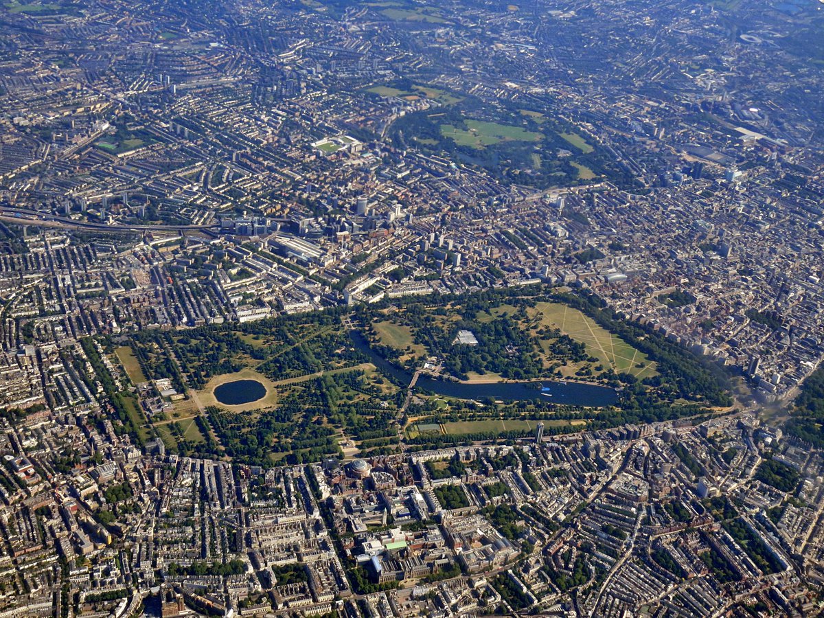 Roger_Nock's tweet image. Hyde Park. Taken last Thursday whilst Surveying at 9000ft.  ....Would make a nice jigsaw picture I think! #WeAreOS