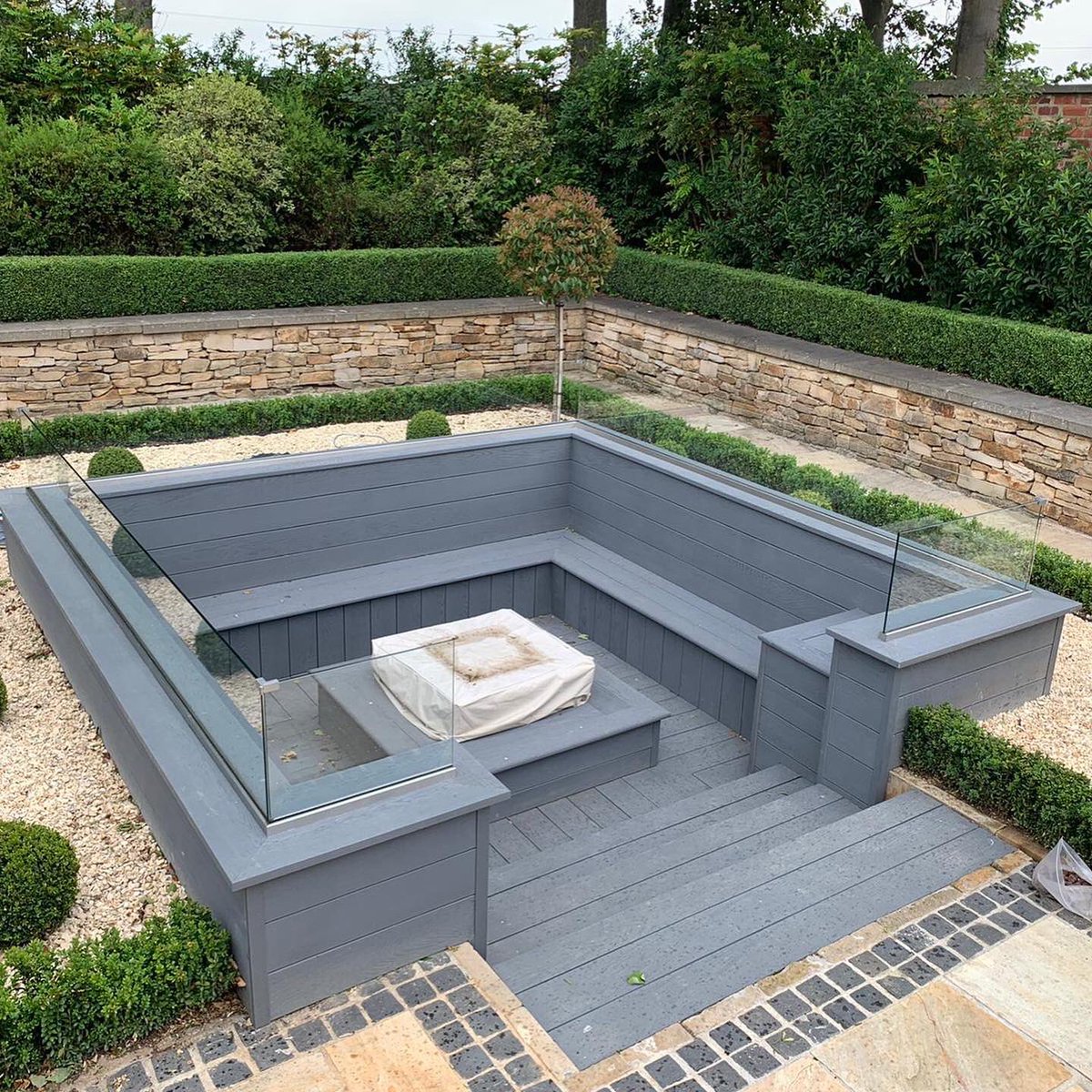 Outdoor spaces are now more important than ever before. Due to COVID-19 we are spending more time at home and enjoying the outdoor space. 
We have just finished the glazing around this fantastic fire pit 🔥, perfect for the summer nights and entertaining.
