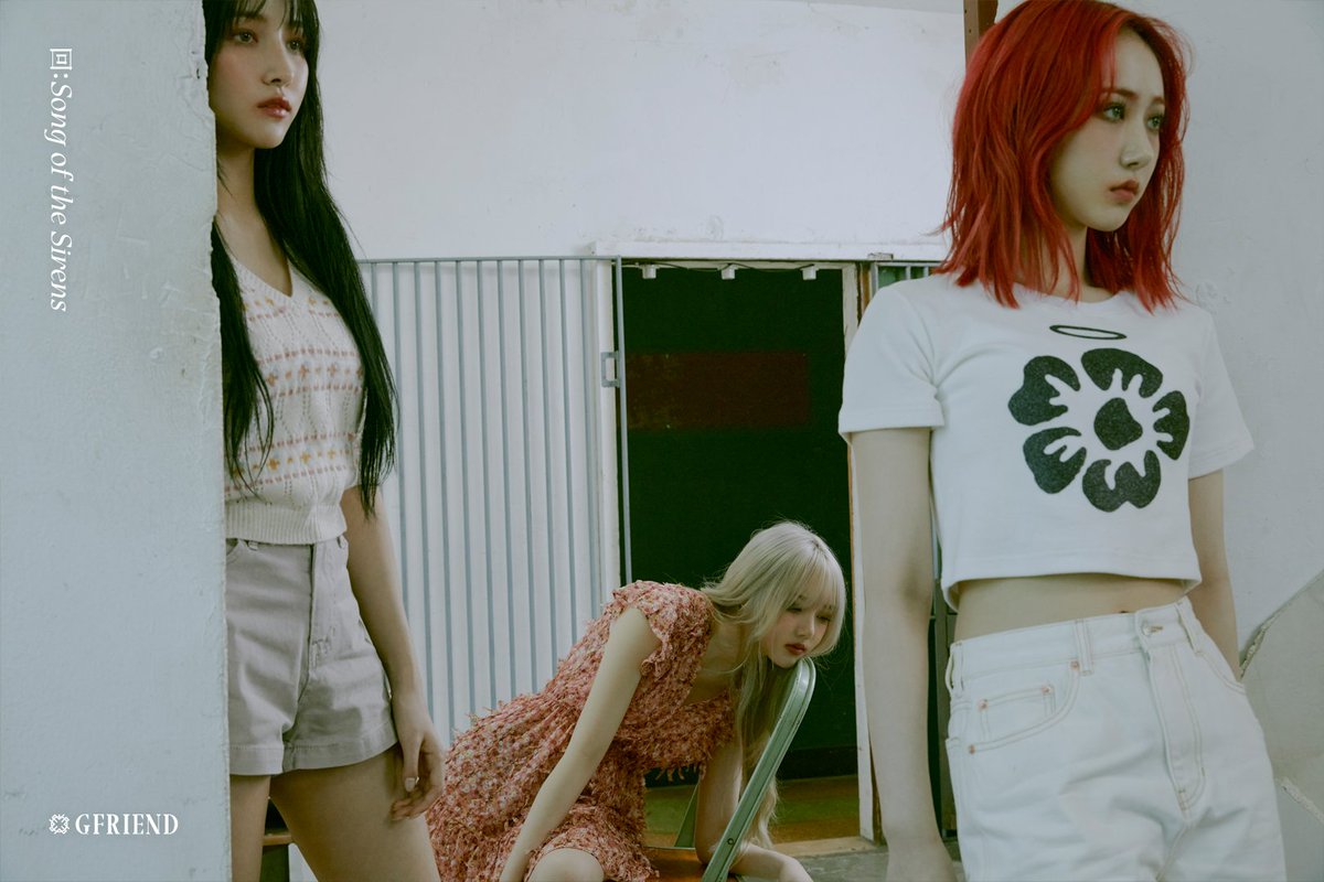 버디 여러분들~~~ 안녕!!옌니 입니당~! 이 시간에 인사를 드려서 죄송합니다.  신곡이 너무 기다려져요. 만날 수는 없지만, #回_Song_of_the_Sirens TV에서 들려드리는 신곡의 진심이 전해졌으면 좋겠어요! 조금만 더 기다려 주세요!  그리고 티저 사진을 공개했어! 여러분들이 좋아하시길 바랍니다!