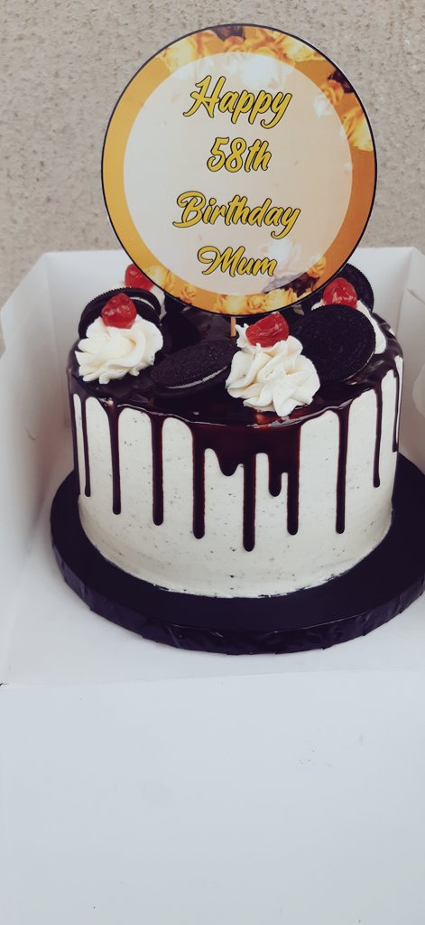 CakesMskay's tweet photo. I make beautiful cakes 
Pls patronise me☺👌
#lockdownextension #mondaythoughts #MondayMotivaton https://t.co/G4LIUamcHz