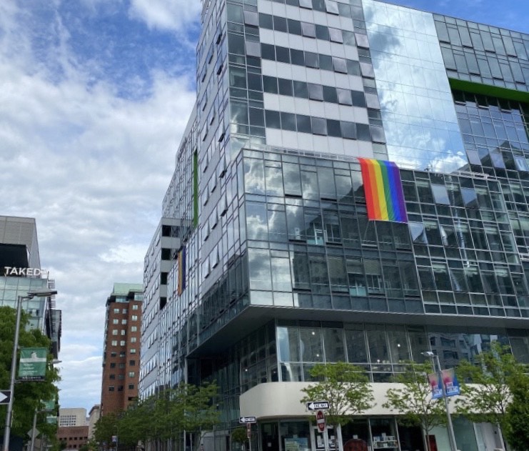 AxisPromo's tweet photo. LOOK UP! Have you seen our 20 foot #PRIDE flags? Keep looking! π More #AxisMade products for pharmaceutical client, @TakedaPharma π³οΈβπ #pride2020
.
.
.
#prideisnotcancelled #employeeappreciation #weloveourclients #loveislove #promotionalproducts #lovewins #b2b https://t.co/W5AdtTlhDv