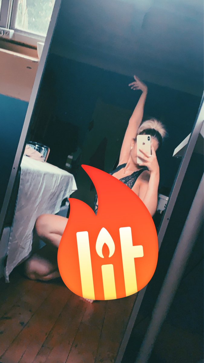 OnlyFans tweet media