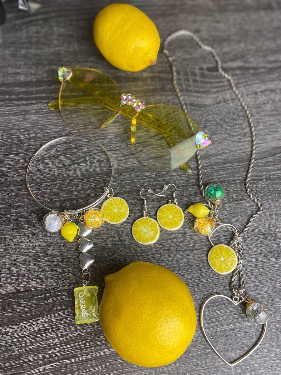 JazmineFlower18's tweet photo. Lemon lime damn you fine collection available on my website https://t.co/yND9t8GPkt https://t.co/OPBJ4AXPwa