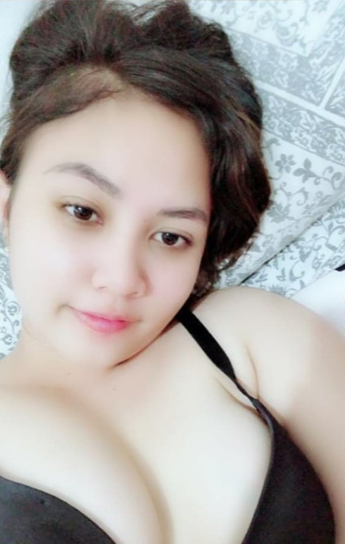 indah tweet media