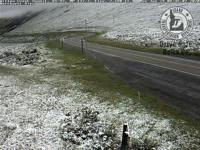 NWSPocatello's tweet image. Some pictures of the #snow this morning from Galena Lodge, Smiley Creek Airport, and Willow Creek Summit #idwx #SnowInJune