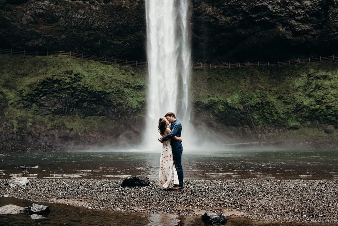 LisaNeher's tweet photo. Happy 6th Anniversary to my love, @mgnumes! You make every day so special. I love you!

📷: Briana Morrison https://t.co/aB1chraFNI