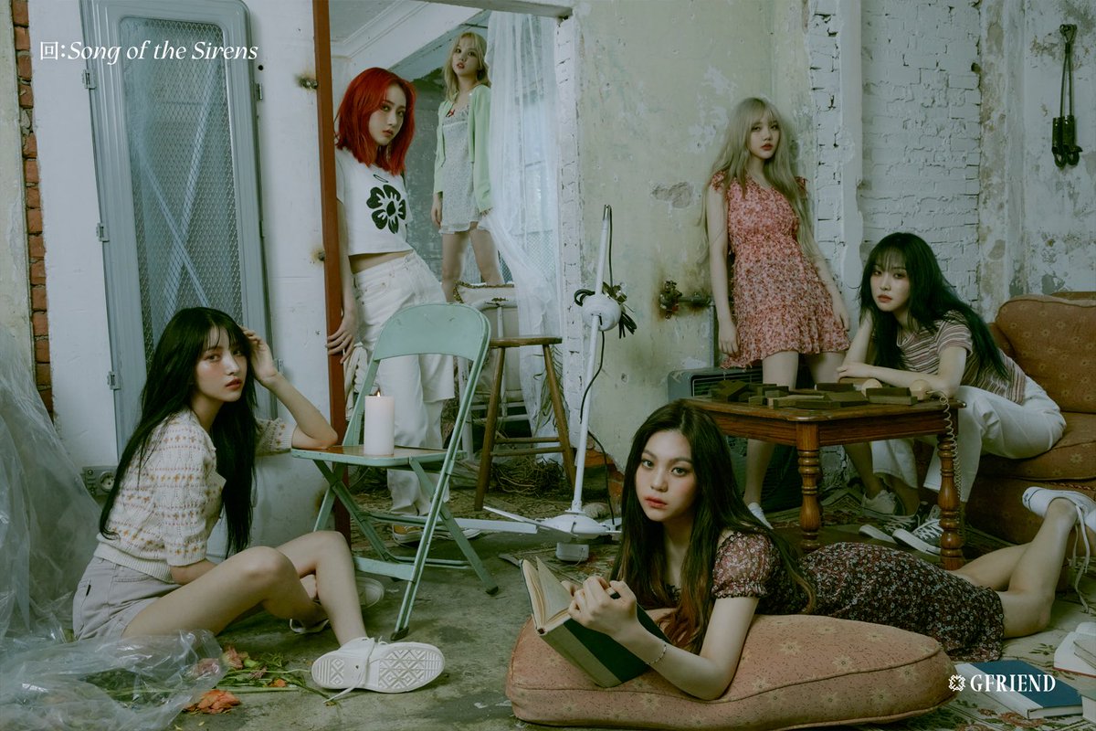 shawingb_'s tweet photo. wow the vibe is soo scary but they serving looks at the same time QUEEN 😱🔥😱

#GFRIEND_ButterfyEffect #GFRIEND #여자친구 https://t.co/vqMTTcE75T