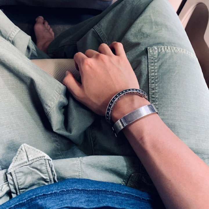 BTS& #39;S HANDS; A NECESSARY THREAD:  @BTS_twt