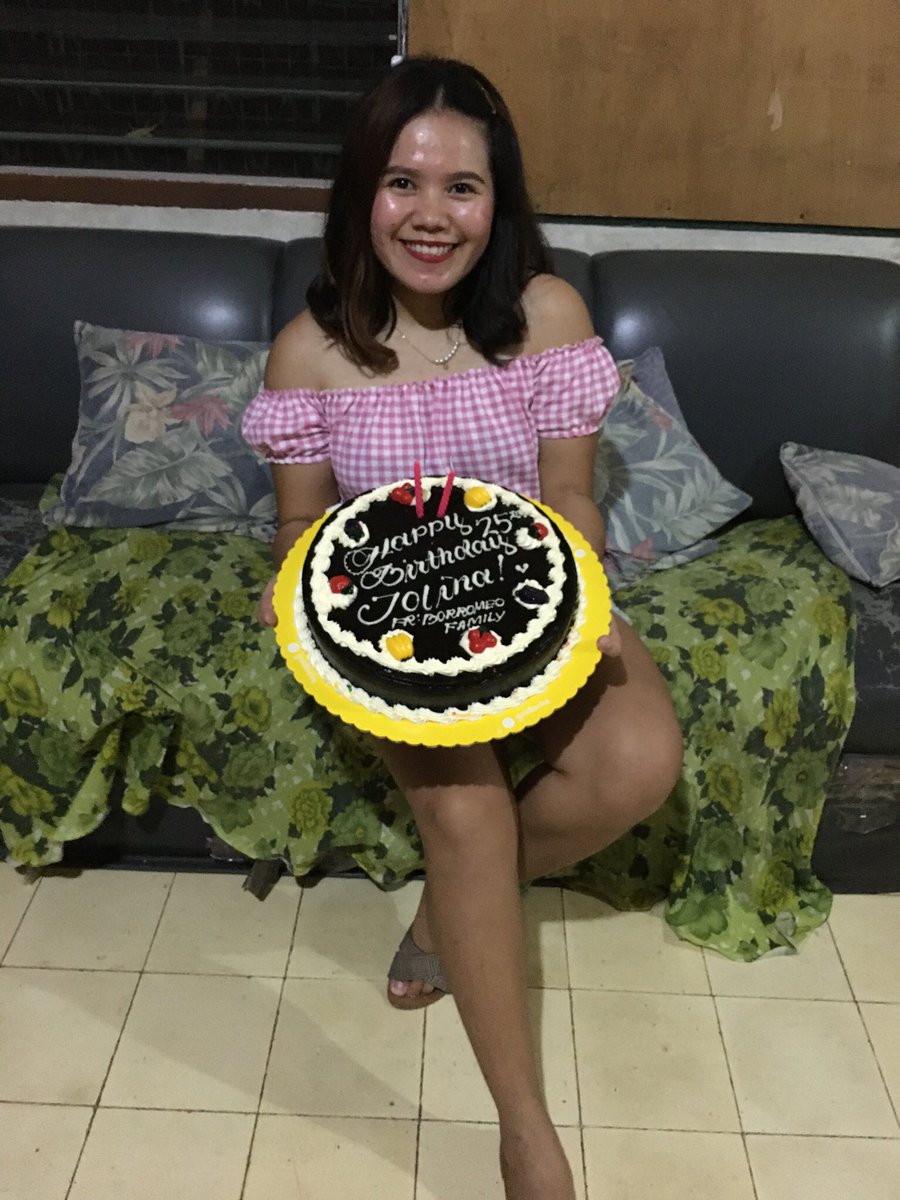 Jolimad0506's tweet photo. My Silver Birthday! 😘❤️ 
#sweet25 #silverbirthday 😍💕 https://t.co/d9enCRkqjz
