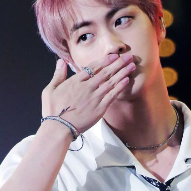 Seokjin& #39;s hands: @BTS_twt