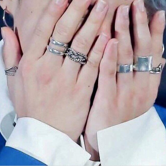 Jimin& #39;s hands: @BTS_twt