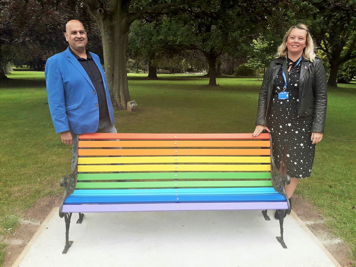 A brand new rainbow bench has been installed in the city’s War Memorial Park, thanks to a donation from Block London Furniture and Paul Insect – serving as a tribute to the wonderful work of the NHS as well as celebrating #StillProud in the city.
