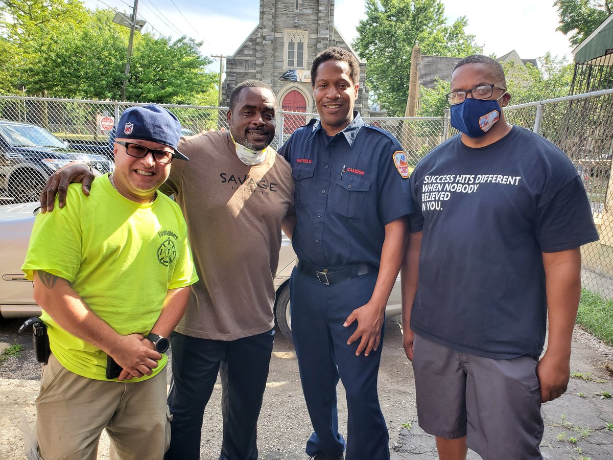 cfdlocal788's tweet photo. During the month of June the City of Camden Fire Department had 5 members retire, Chief Edward Glassman, Captain Danny Stratton, Captain Tyrone Baker, Fire Fighter Jay Snyder, and Firefighter King Whitfield, with the last official working day being Sunday June 28th. #pfanj_iaff https://t.co/rHJaGhmEHK