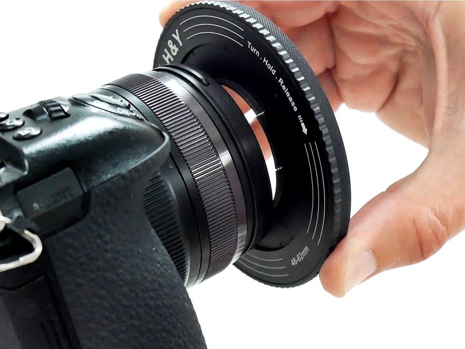 dpreview's tweet image. H&amp;amp;Y Revoring variable step-up rings allow filters to fit multiple lens thread sizes dpreview.com/news/265635278…