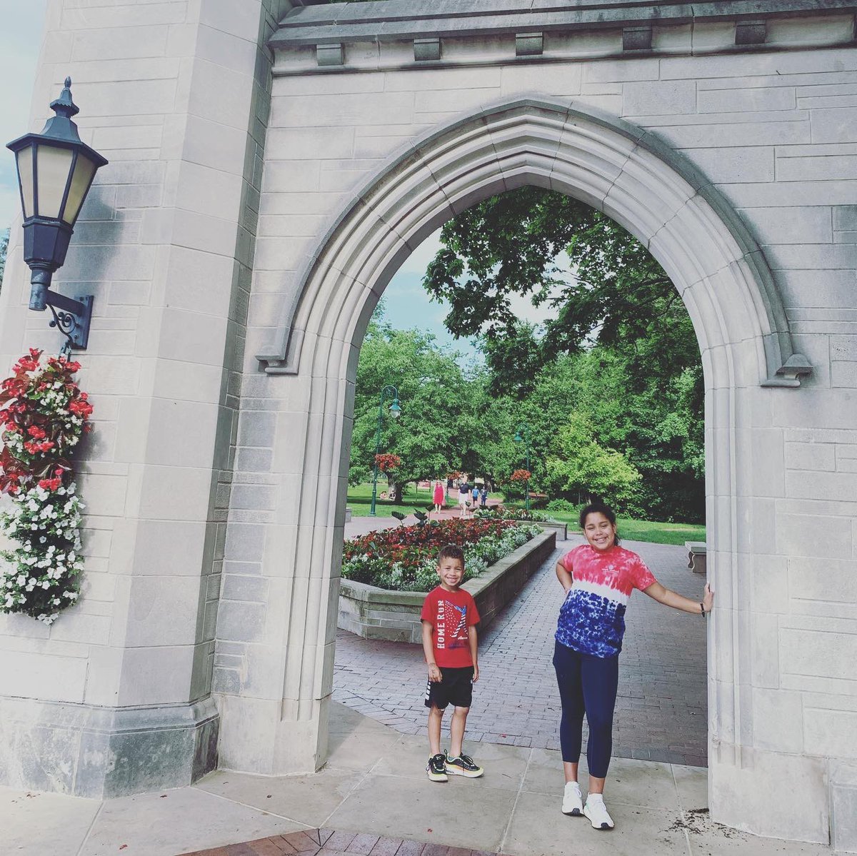 erinfsimmons13's tweet photo. Such a fun day exploring this beautiful campus. @IndianaUniv #samplegates @CoachSimmons4 https://t.co/VEPG8n3eRU