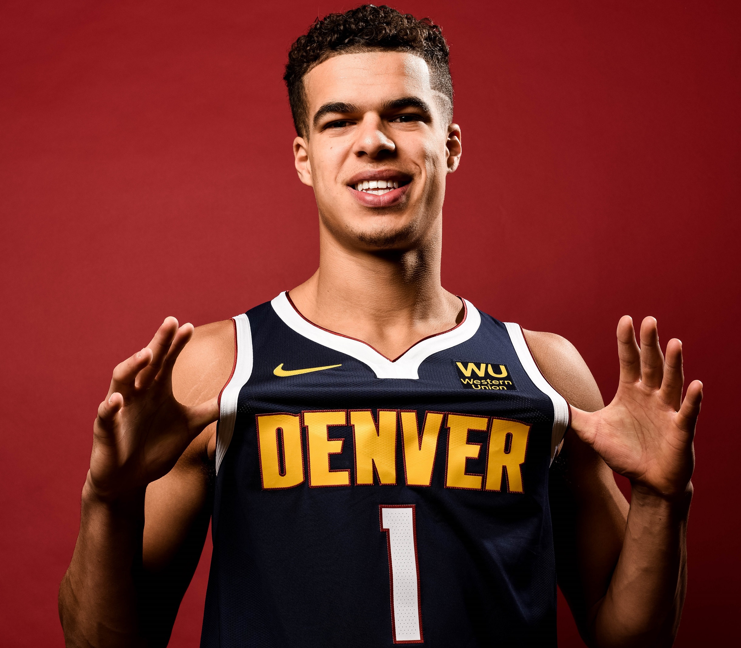 MPJ IS THE GOAT (iShootForMPJ) / Twitter