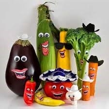 foodsafetyguru1's tweet photo. Bet there will be a lot of withered veggies in new home vegetable patches now everyone is back to work #goodideaatthetime https://t.co/0oC51Gj5t9