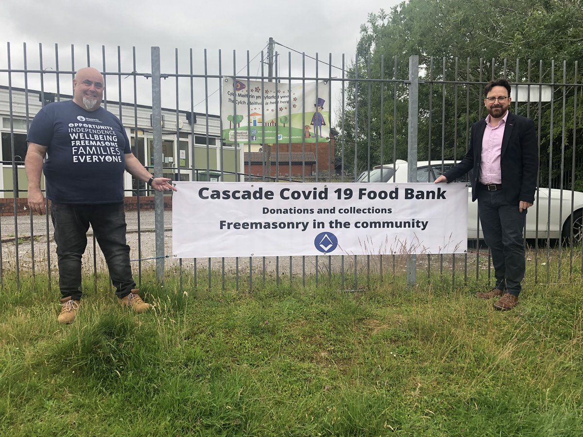hef4caerphilly's tweet photo. Thank you to @BearWales: Foodbank for vulnerable, sheilding and isolating people open in Penpedairheol (Cascade Community Centre) every Monday, Wednesday and Friday from 12-2pm https://t.co/hfpRdrRLQf