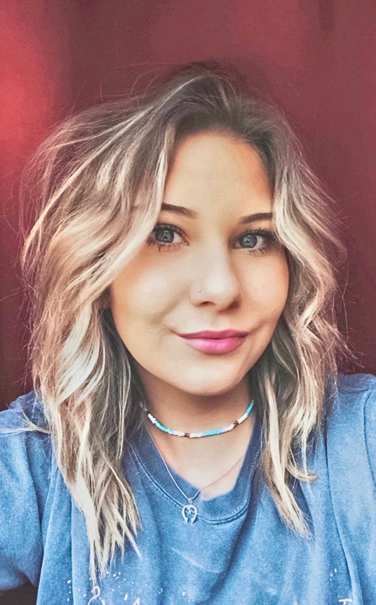 Camdyn_Alecee's tweet photo. i couldn’t pick one, sry :) https://t.co/XdvyDDhEAP