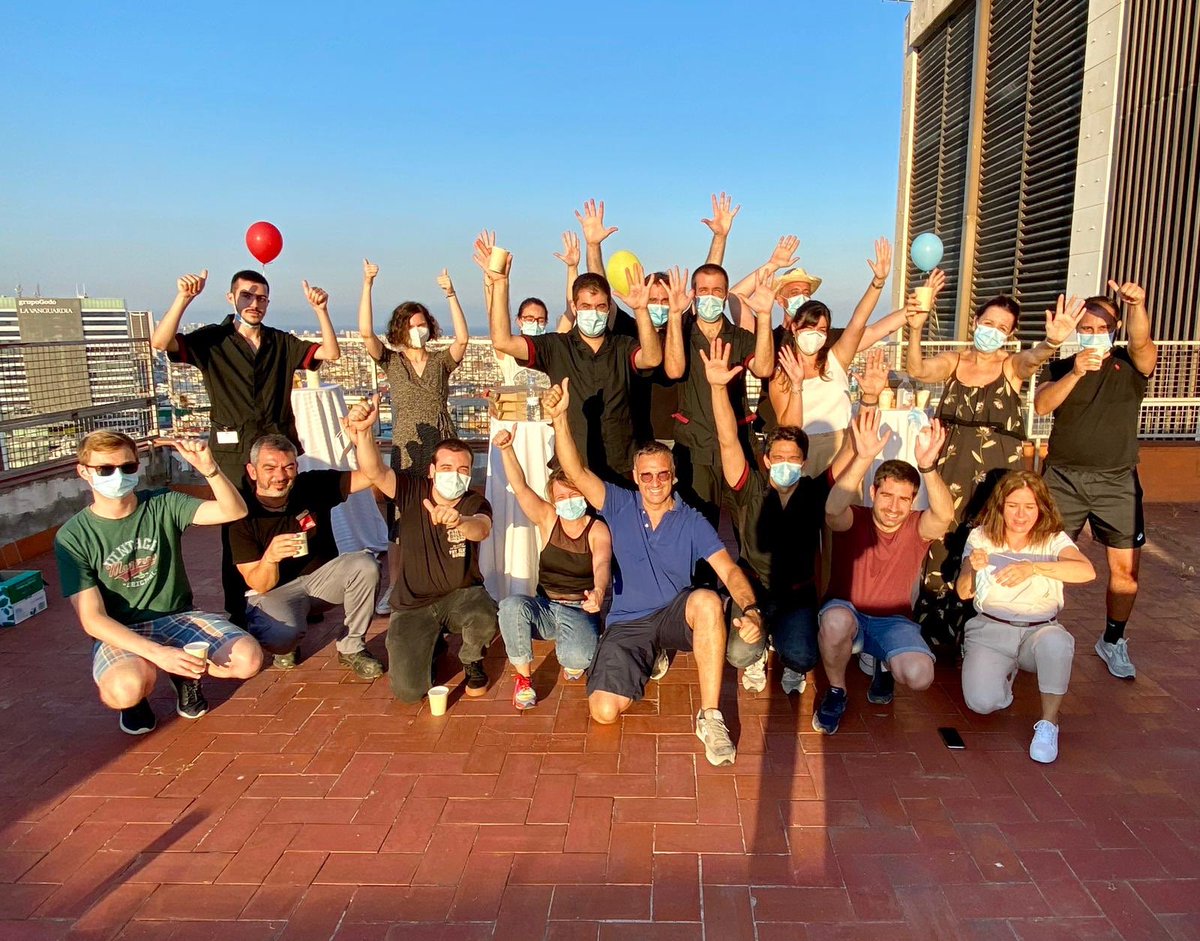 Queremos dar las gracias de todo ❤️ al equipo de voluntarios de <a href="/meliabcnsarria/">MeliáBarcelonaSarrià</a> y <a href="/meliabcnsky/">Meliá Barcelona Sky</a> #Gracias por vuestra Ayuda y Apoyo incondicional y por hacernos sentir infinitamente orgullosos de nuestra familia #Melia 🙏🏻
