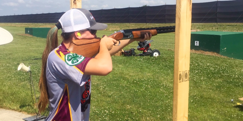 Looking forward to seeing all the SCTP kids at the Nationals in July!
👀
#SCTP #ShootSCTP  #LadyClayShooters #ShotgunShooting #shotgunsports #WomenShooters #shotgunshooting #girlswhoshoot #sportingclays #claypigeonshooting #claytargetshooting #girlswithguns