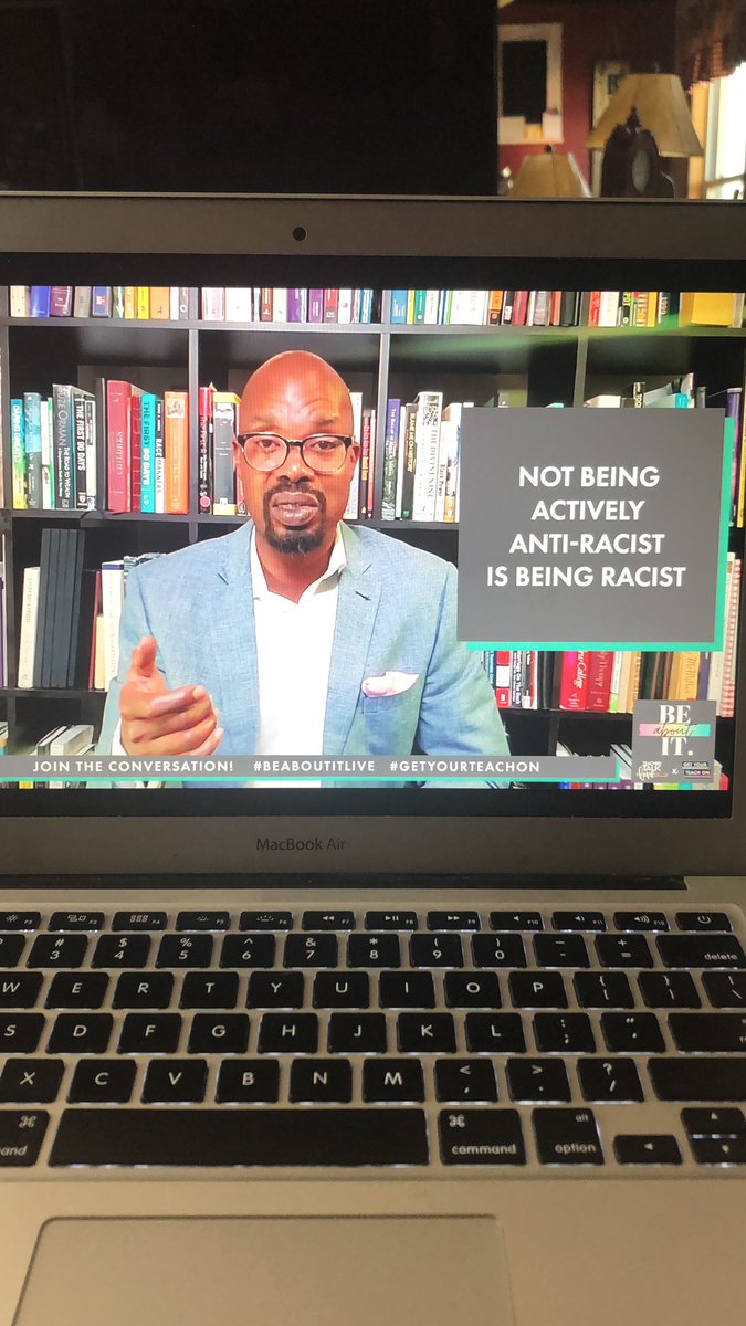 Mrs. Mac tweet media