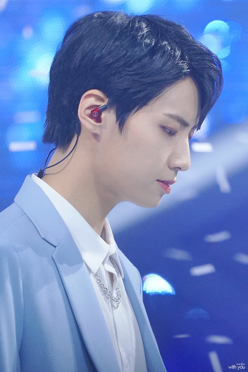 ymeitong's tweet photo. Blue always steal my heart 💙💙💙💙

标准的蓝色控 https://t.co/mAiIYPMfr4