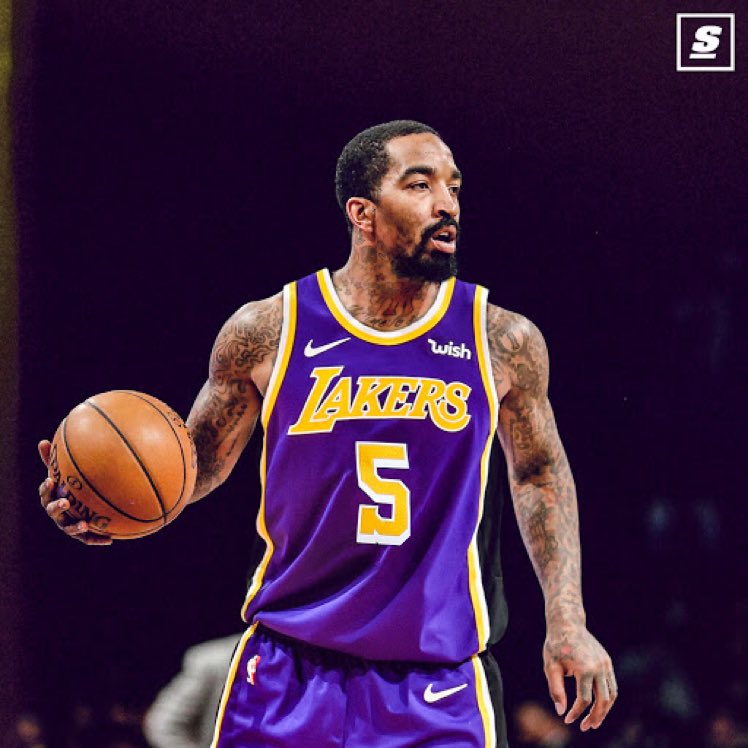 BronBrasil's tweet photo. Welcome back, killer. NBA was looking forward to seeing you and LeBron together. @TheRealJRSmith ♥️🇧🇷 #SwishBack https://t.co/eA7MhmRVqW