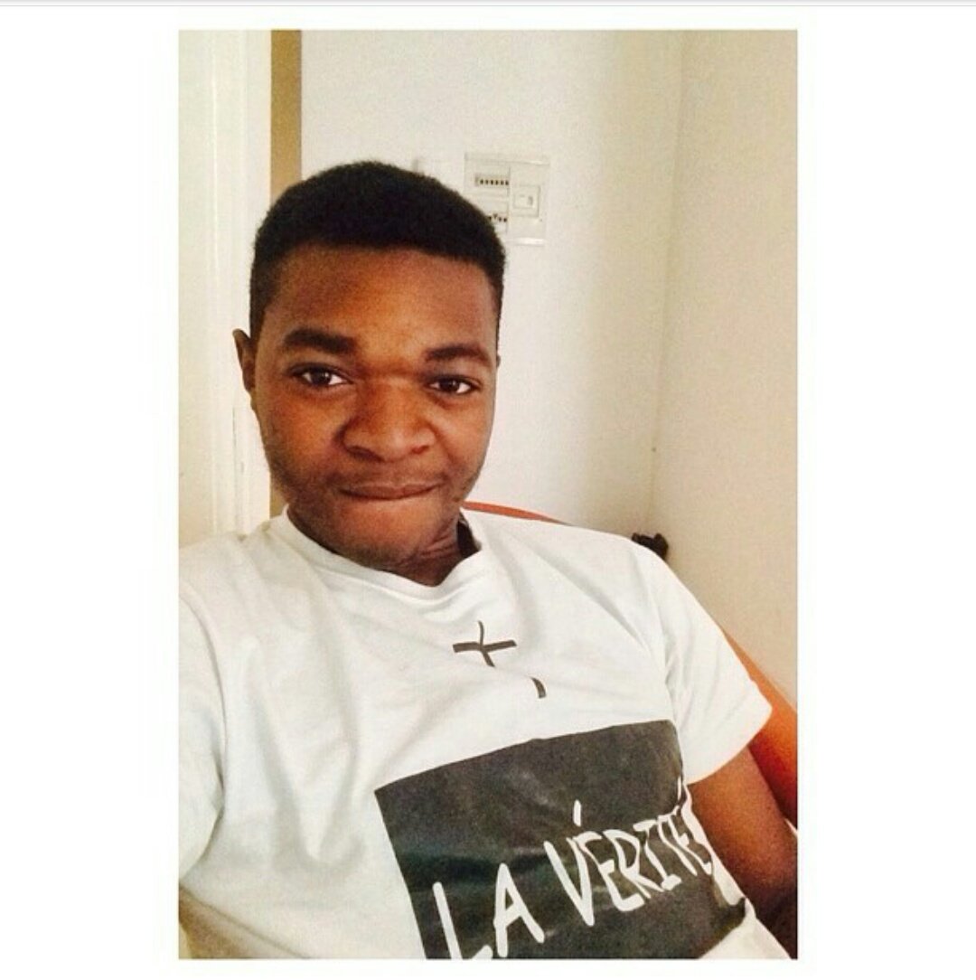 Republiqverite's tweet photo. You'll always be my love ☝😇✌️ #MaisonLaVérité💒  #Republiquelaverite 📍SÉNÉGAL 😚 #Vicenzo237 https://t.co/4VqWOh2Uf9
