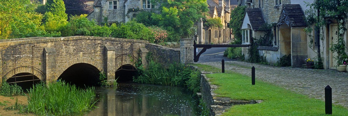 GreenAppleDenta's tweet photo. TOP ASSOCIATE JOB - B5502 - Wiltshire - Circa £75,000+ - Full-time OR Part-time Performer Dentist required for 3-5 days per week in a busy, mixed INDEPENDENTLY OWNED practice. Up to 6000 UDAs at £11 per UDA plus 50% split on private. https://t.co/6t8WgQOyqz