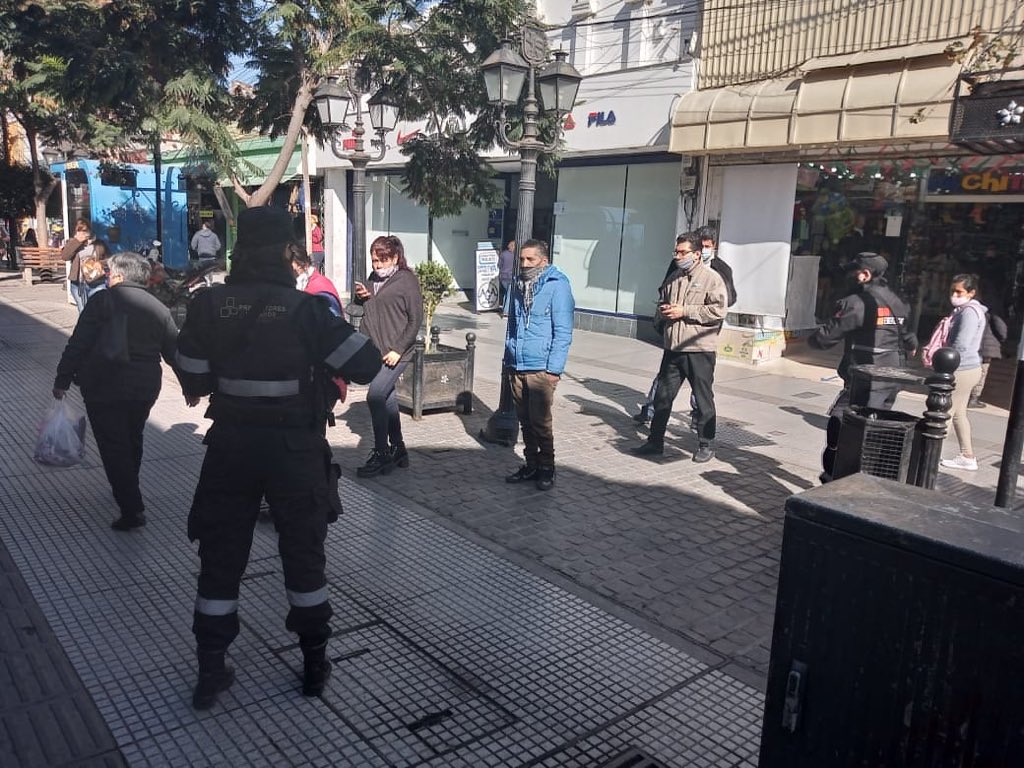 control municipalidad  ciudad centro protocolo peatonal