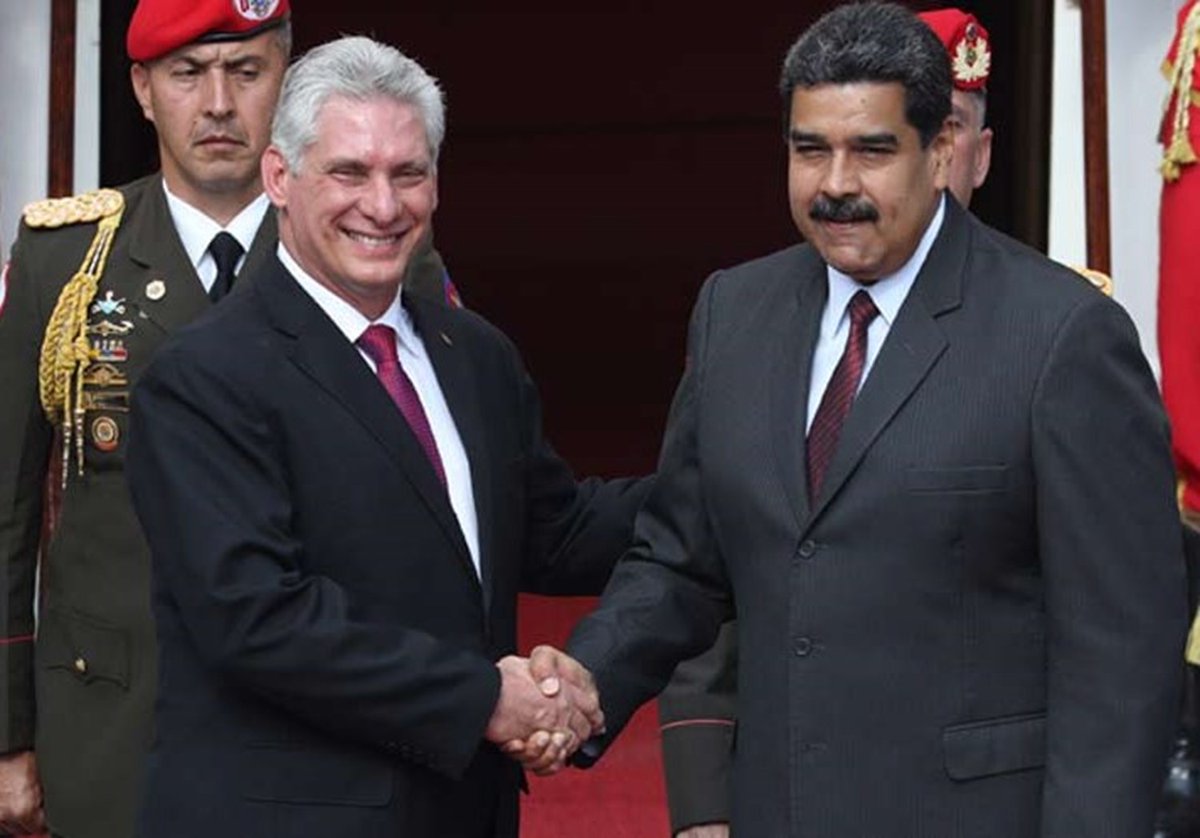 venecuba's tweet photo. Cuba y Venezuela: cobertura mediática de dos procesos electorales es la nueva investigación de Ana Julia Niño @anajulia07

Ingresa al enlace:  https://t.co/51eRGcFTHN 

#Venecuba https://t.co/x4nUYh6k63