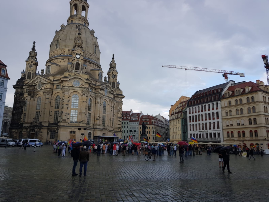 Das ist sie die klägliche #Pegida bei #dd2906 #Dresden #DresdenGehtUnsAlleAn