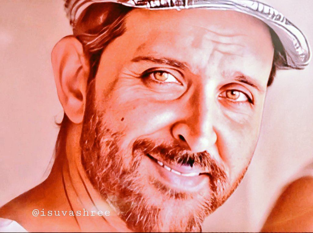 isuvashree's tweet photo. Those innocent eyes and your sober smile always stole my heart. Beard or with out beard your soul is as beautiful as your heart.
#Beardo #AlwaysABeardo
@iHrithik
#HrithikRoshan https://t.co/Hra8IsOx1u