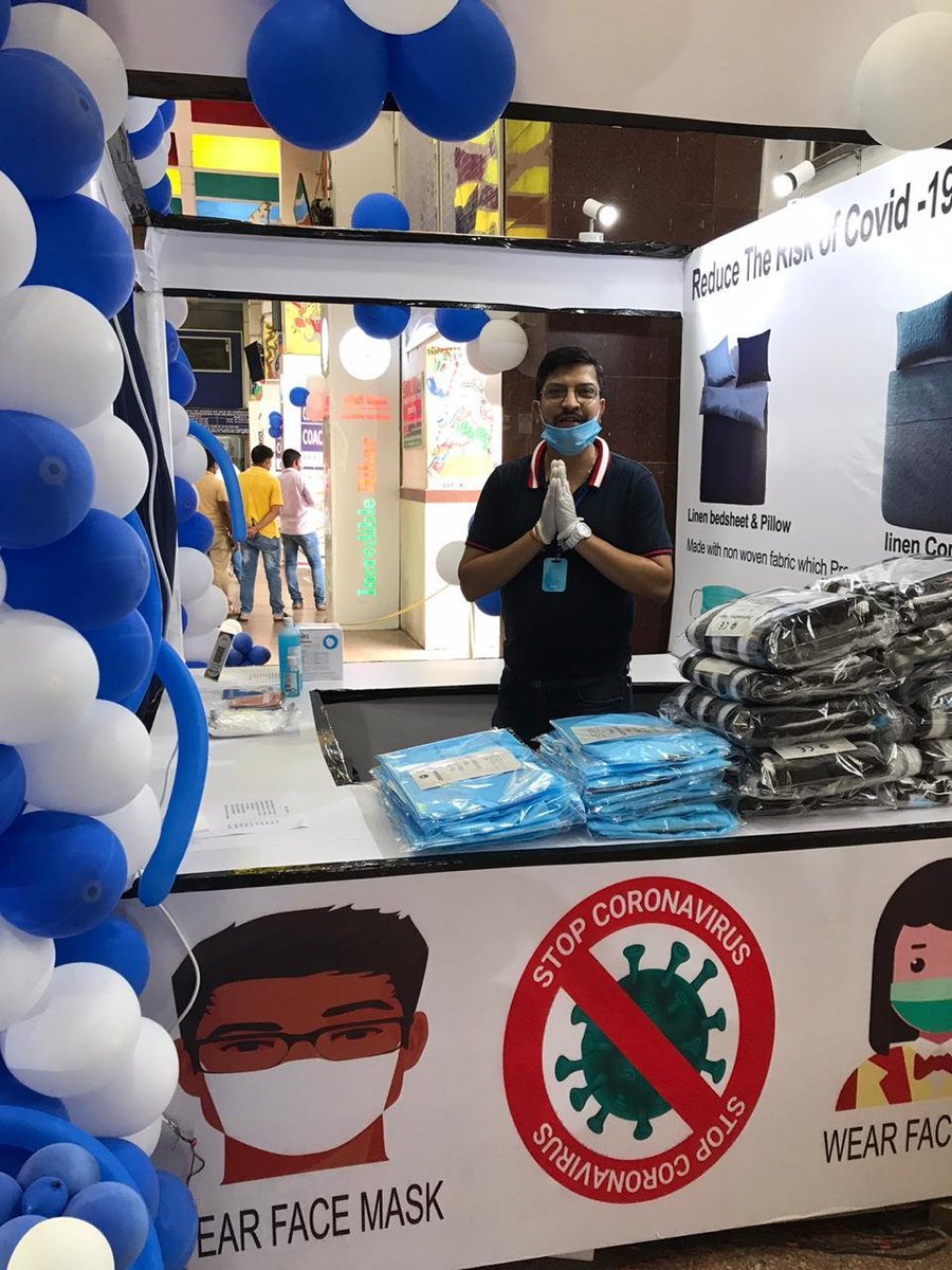 PiyushGoyalOffc's tweet photo. Disposable linen kiosk, introduced at Patna Station, is selling blankets, pillows, sheets, sanitiser &amp; masks to safely fulfil the travellers' needs. https://t.co/YqEHx2F4P3