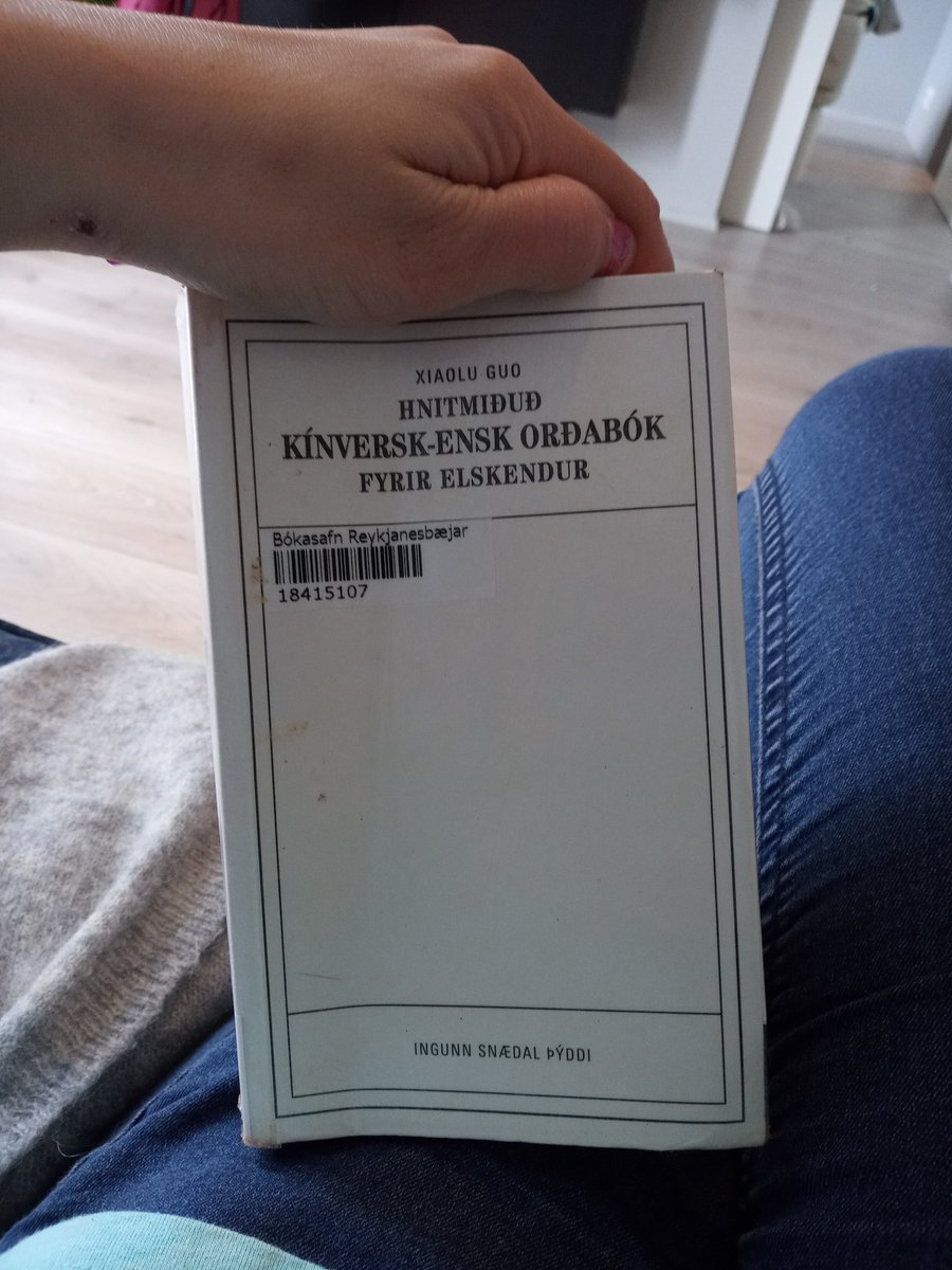 Thetta er ekkert svo slæm bok.