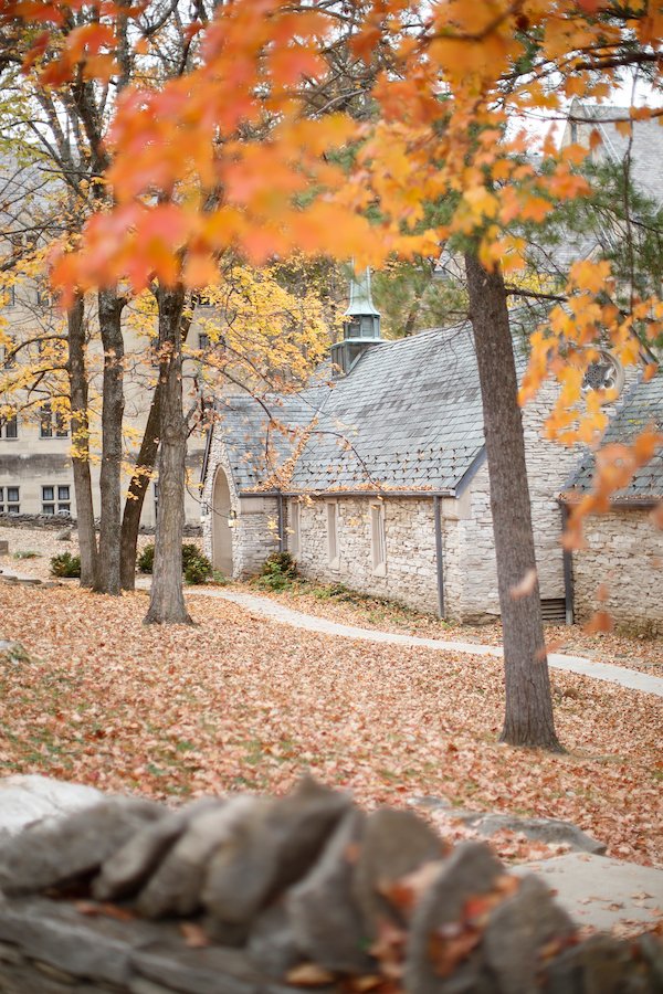 ArtsatIU's tweet photo. June is #LimestoneMonth. Did you know @INGeoSurvey has a virtual tour of limestone buildings and structures on the @IUBloomington campus?

Tour ➡️ https://t.co/f9jPHNeTfF

Learn more about Indiana's limestone history ➡️ https://t.co/ec3Ec2wkhi https://t.co/kyXcLUQ52x