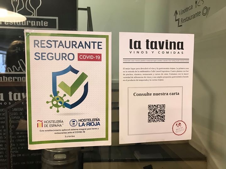 latavina's tweet photo. Te esperamos estés jueves ¿Qué tal unas #piparras acompañadas de tu vino favorito por copas? muchas ganas de  #verano #gastronomiariojana #callelaurel https://t.co/9tjya1xQvL