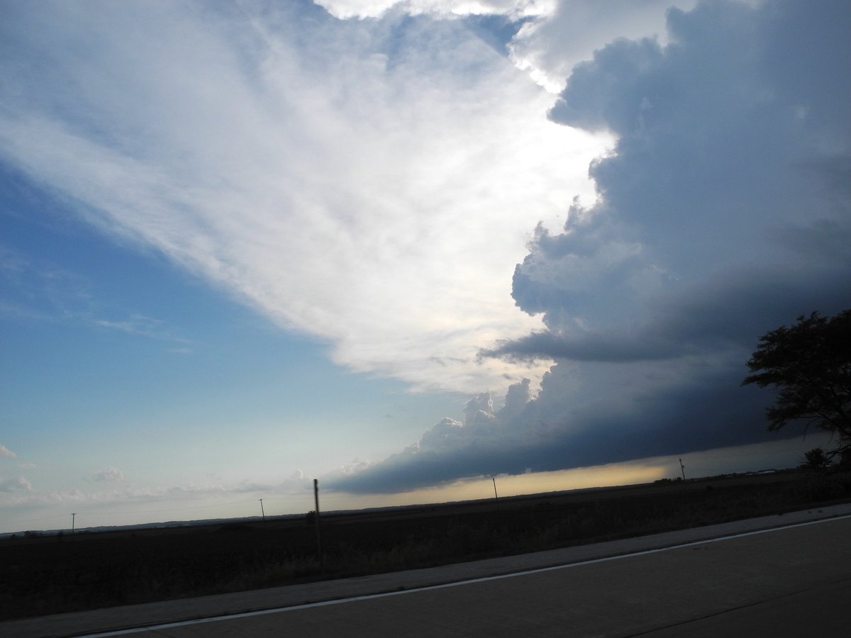 And then in Iowa we hit some very bad weather, passing through Sioux City with tornado warnings going off around us, and cars parked under freeway bridges. It cleared up as we passed the cloudfront and entered Nebraska, and then the thunderstorms returned in Omaha.