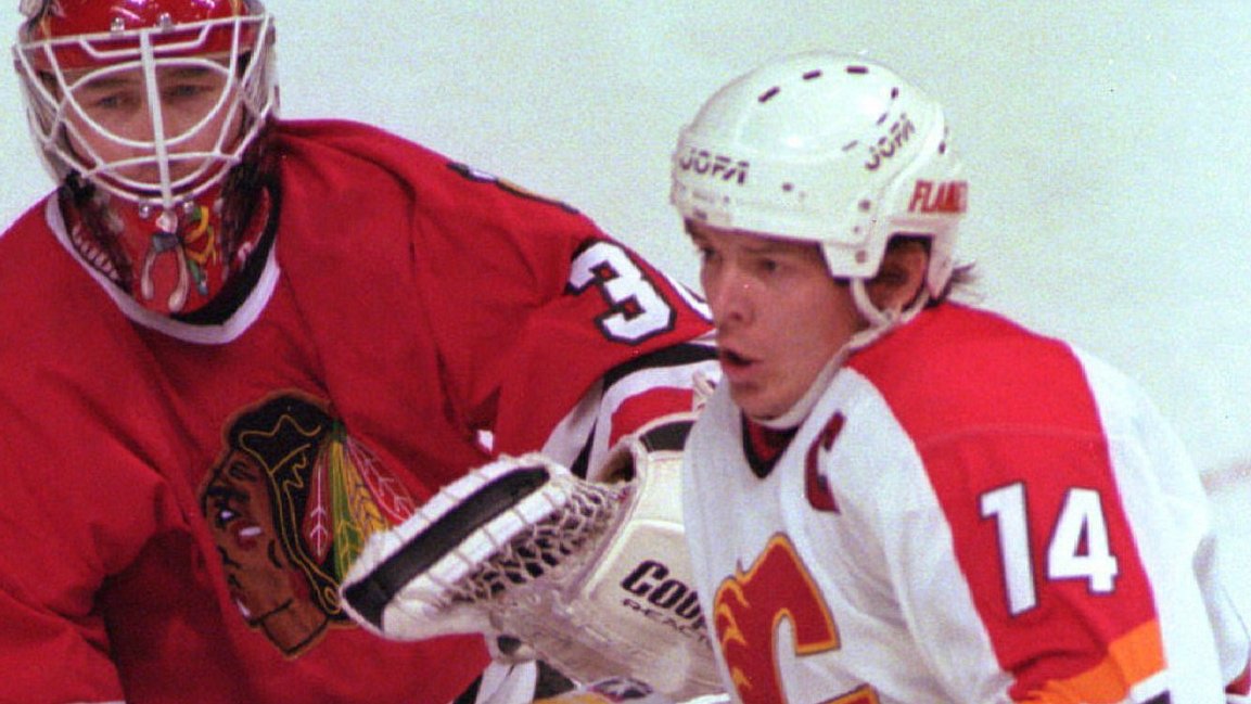 Happy 52nd Birthday Theo Fleury! He has the 2nd-most 20-goal seasons in history with 10 (Iginla: 14). 