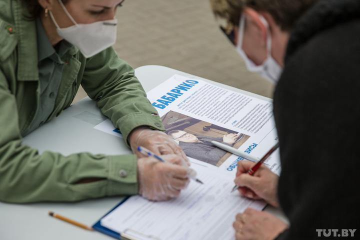 Сбор подписей инициативной группой. Сбор подписей на выборах. Сбор подписей в поддержку выдвижения кандидатов. Бабарико сбор подписей предвыборной кампании 2020. Альтернативные кандидаты это.
