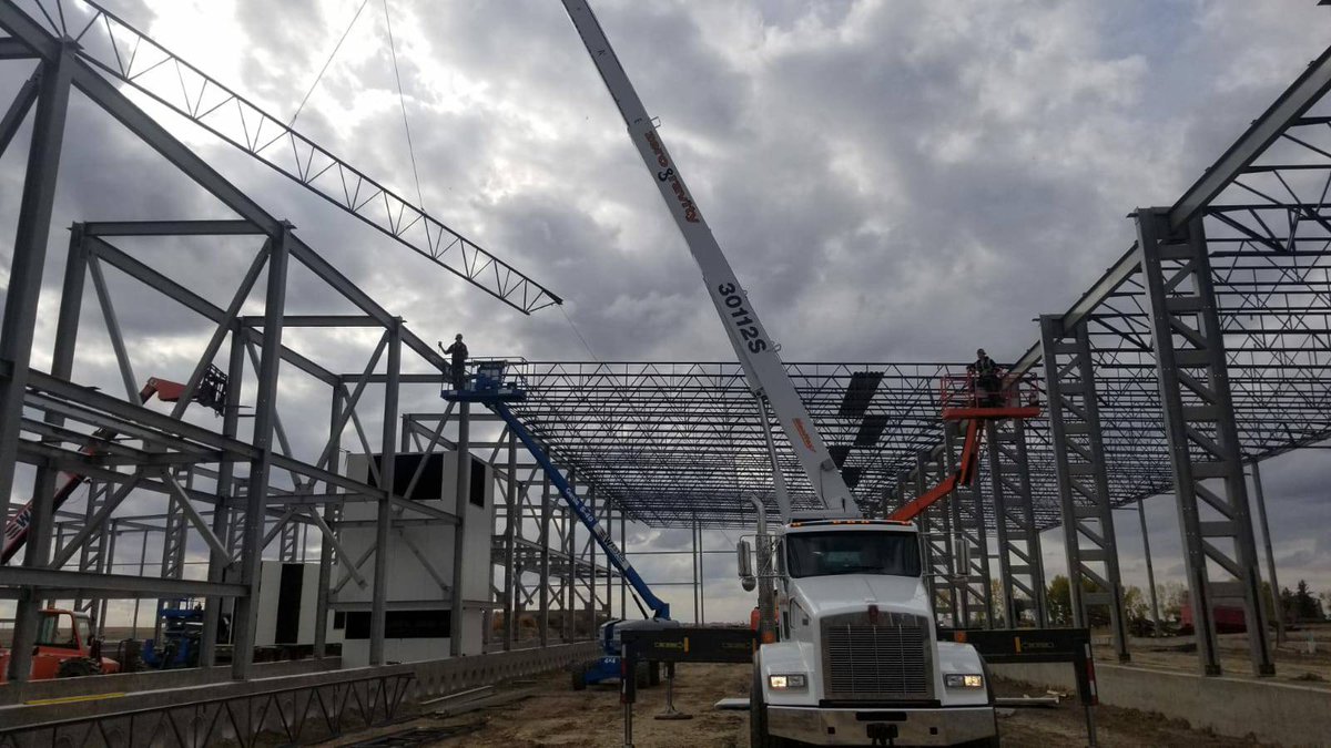 WestcoLtd's tweet photo. Big shout out to Zero Gravity Cranes & Rigging Inc. for the impressive work they have done a for Wesco construction over the years. here are a few snapshots of zero gravity doing what they do best!
#designbuildbetter #ibuildalberta #steelerection #structures #zerogravity https://t.co/BE6e02YAH7
