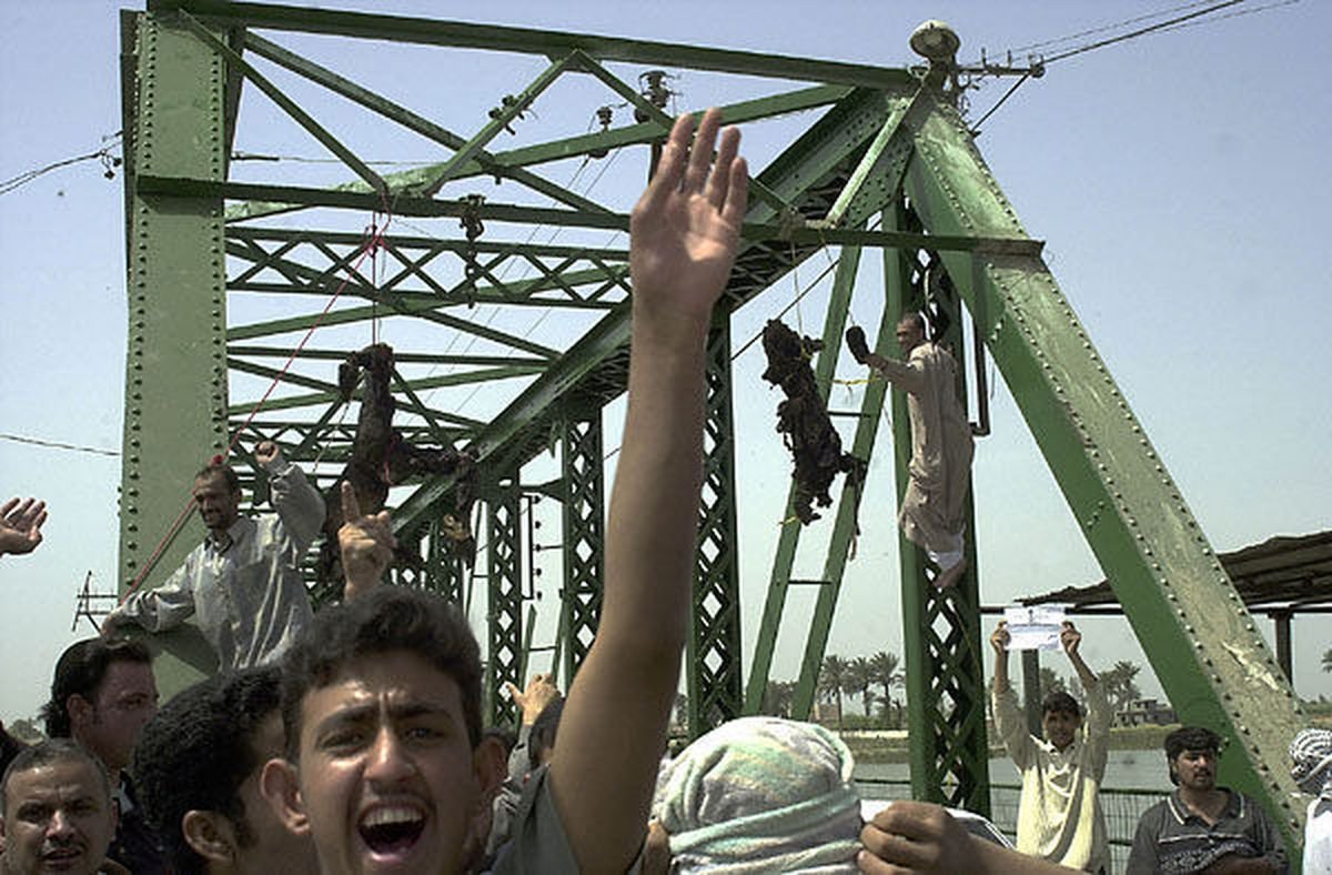Another picture from another angle of the hung blackwater contractors in Fallujah, 2004