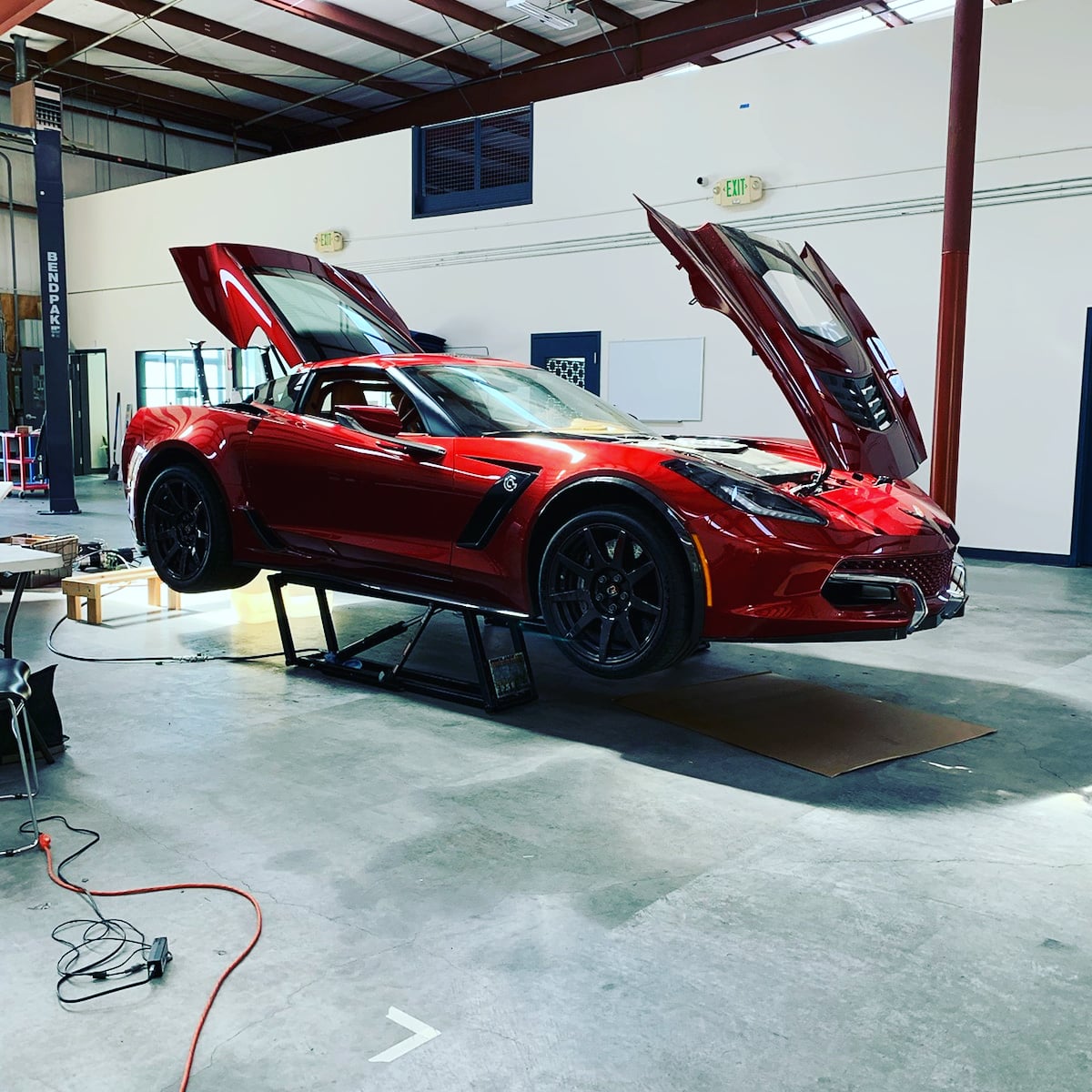 Prepping the #GXE @staflsystems for @randypobst at @ThunderhillPark

#Genovation #itsElectric #electricCorvette #Amazing_Cars #AmazingCars #AutoGeSpot #Hypercar #Supercar #BlackList #ExoticPerformance #CarSpotting #NoteWorthyExotics #ExoticCar #AllAboutSupercars